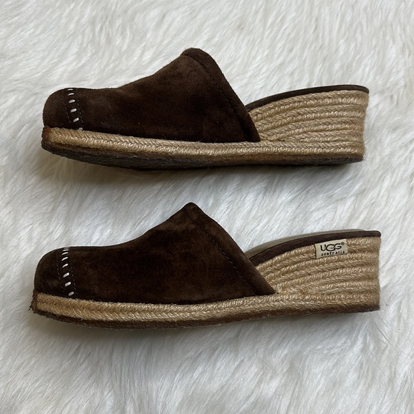 UGG Shoes - UGG Palma Brown Suede Women's Espadrille Mule Clog Slip On Wedge‎ Size 8